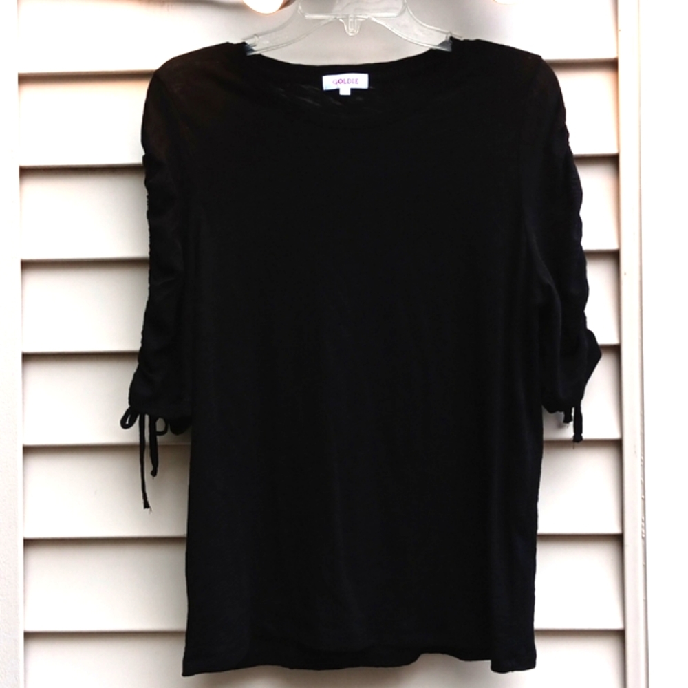 GOLDIE Woman's Ruched Sleeve Top,size L